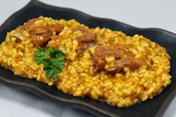 Arroz meloso con costillas adobadas