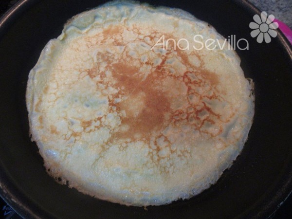 Filloas de Carnaval con crema Thermomix