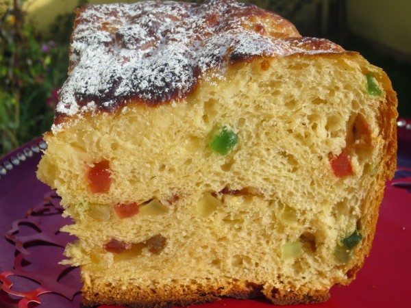 Panettone con olla GM.