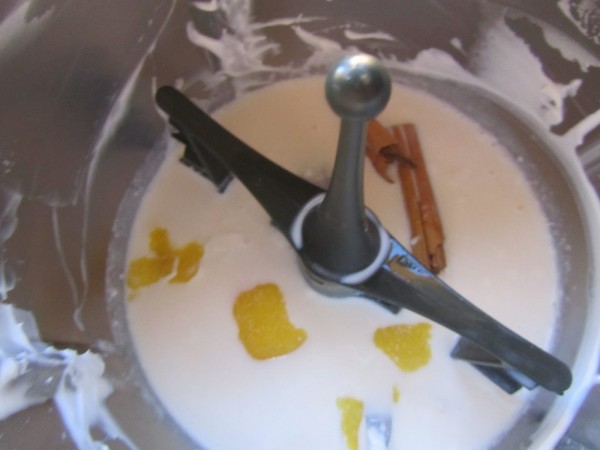 Helado de leche merengada con Thermomix