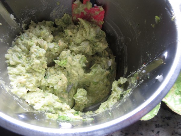 Aguacates rellenos de langostinos Thermomix