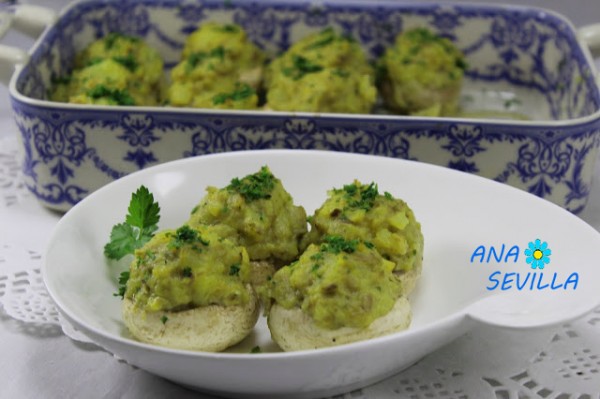 Champiñones rellenos de tortilla con Thermomix.