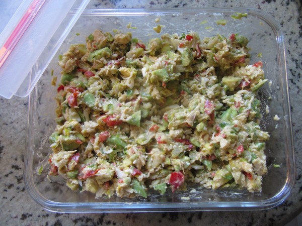 Ensaladilla de aguacate y pollo Thermomix