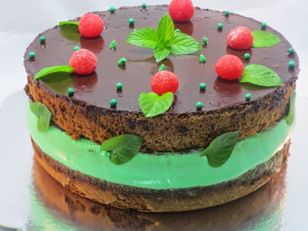 Tarta mousse de menta y chocolate Thermomix