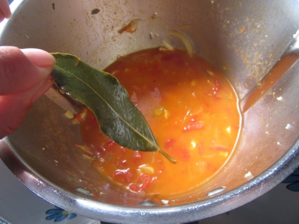 Merluza en salsa de piquillos con Thermomix