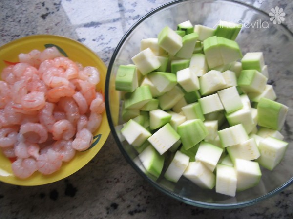 Revuelto de calabacín y gambas Thermomix