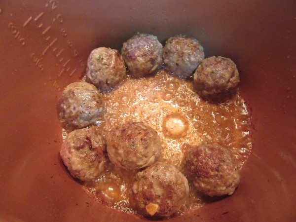 Albóndigas en salsa de cebolla olla GM