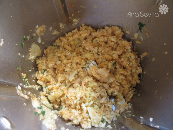 Migas de coliflor con bacalao Thermomix