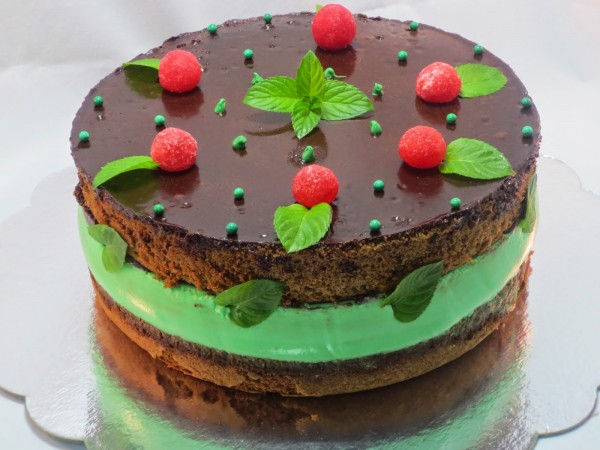 Tarta mousse de menta y chocolate Thermomix