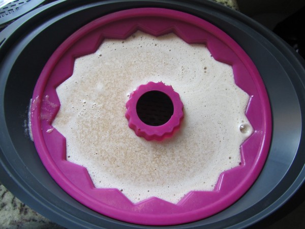 Flan de peras y salsa de chocolate Thermomix