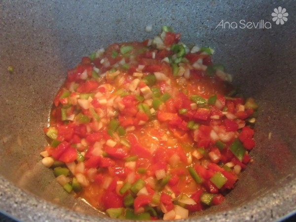 Champiñones al chilindrón olla GM