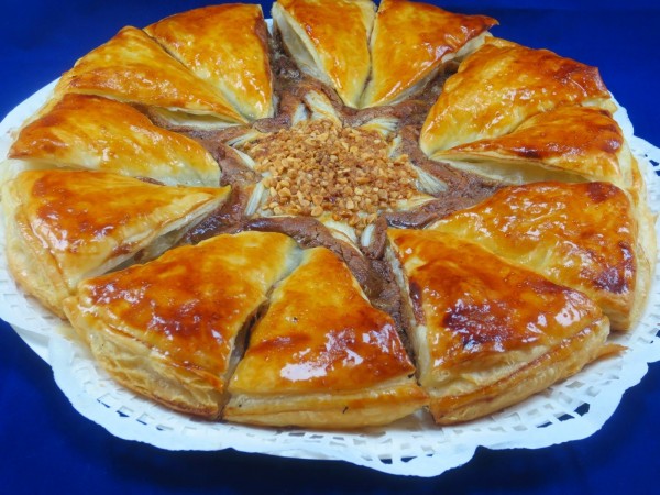 Estrella de hojaldre dos nutellas Ana Sevilla cocina tradicional