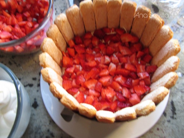 Charlota de fresas Thermomix