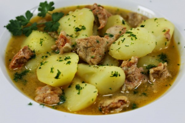 Guiso de solomillo con patatas Thermomix