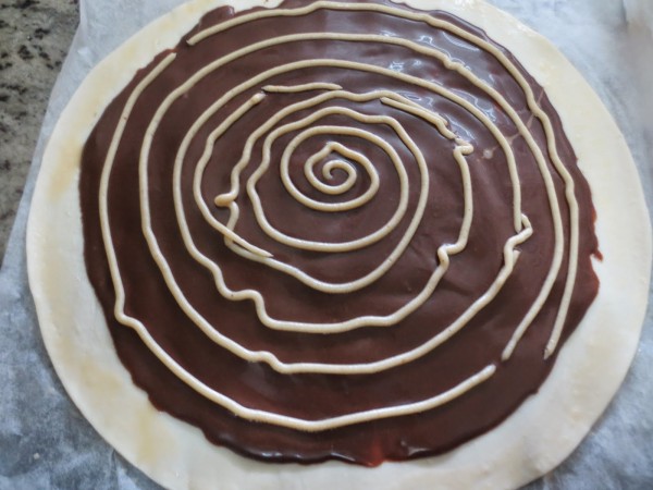 Estrella de hojaldre dos nutellas Thermomix