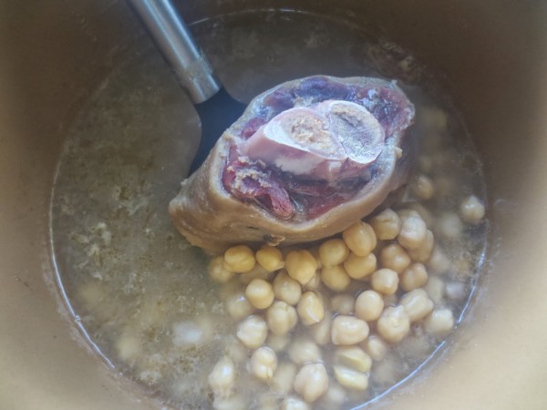 Garbanzos estofados olla GM