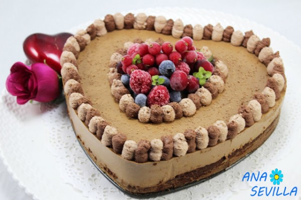 Tarta mousse de chocolate con brownie Thermomix