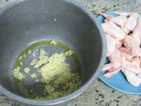 Alitas en salsa de soja y miel olla GM