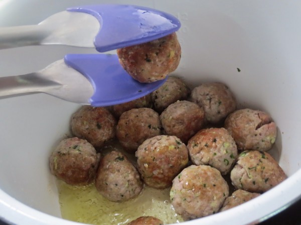 Albóndigas en salsa de almendras olla GM