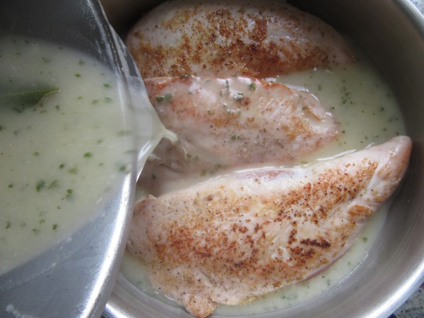 Solomillo de pavo en salsa de ajos Thermomix