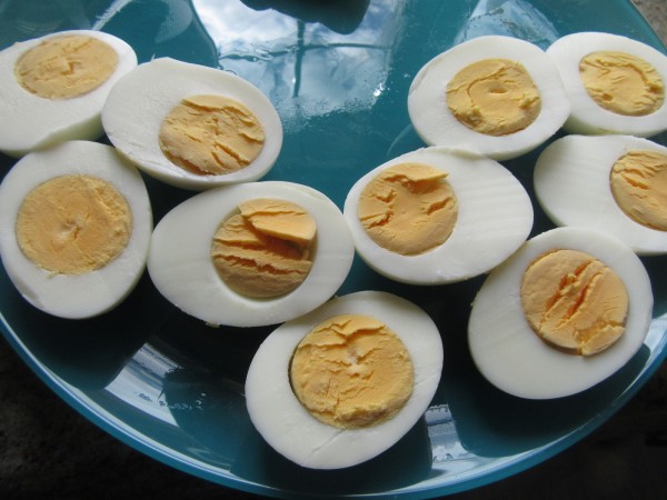 Huevos rellenos de mejillones Thermomix