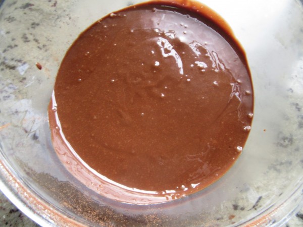 Tarta mousse de chocolate con brownie Thermomix