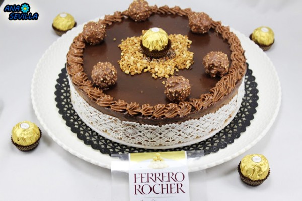 Tarta de Ferrero Rocher y nutella Ana Sevilla con Thermomix